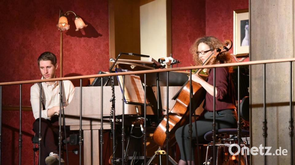 Musikalischer Leiter Philip Gras und Astrid Naegele. Bild: Tobias Schwarzmeier