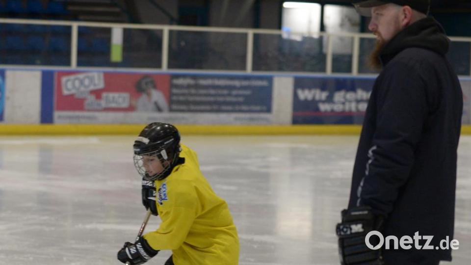 Gut besucht: Das Jugendtraining des ERSC Amberg Bild: ref