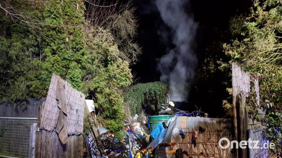 Im Regensburger Westen wurden Dienstagnacht zwei Brände unter Kontrolle gebracht. Bild: Alexander Auer