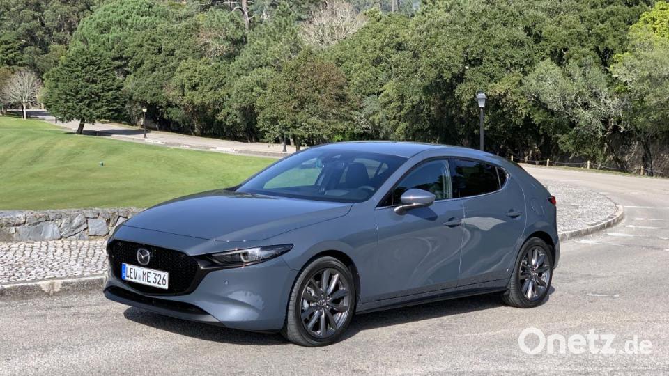 Mazda stellt die vierte Generation des Kompakten 3ers vor. Bild: Michael Ascherl