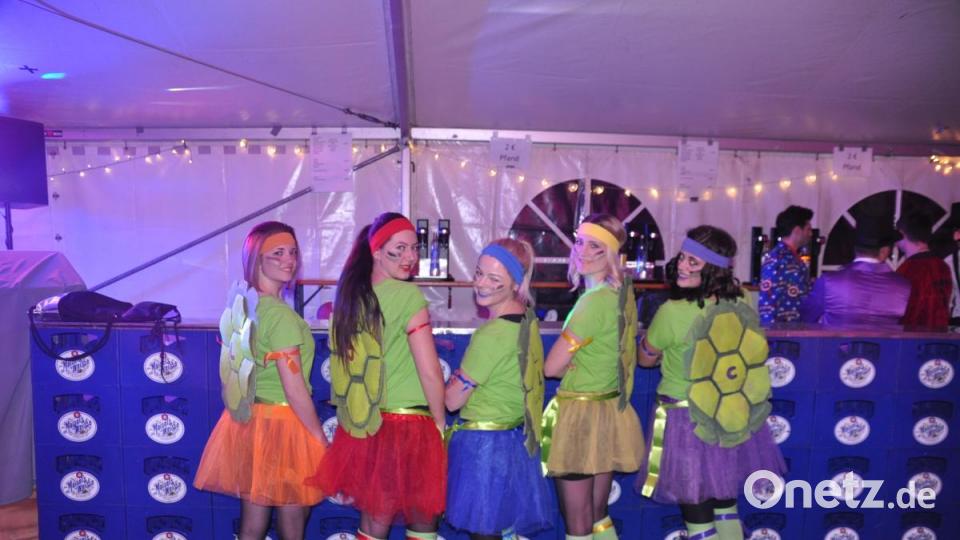 Die Verkleidungen treiben die tollsten Blüten. Bild: ak