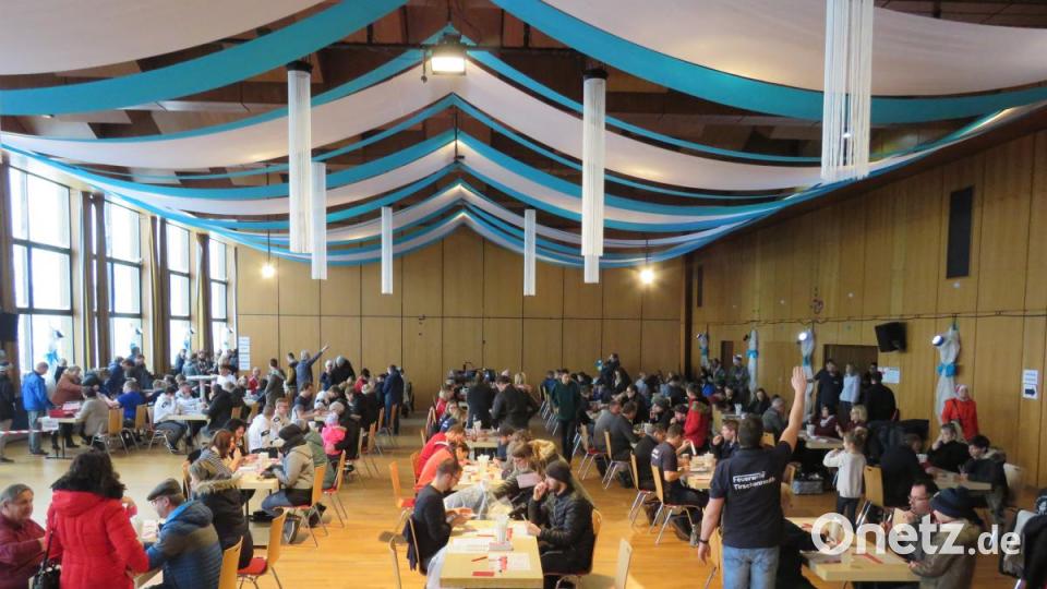 Alles ging ruhig und diszipliniert über die Bühne, sodass kaum lange Wartezeiten entstanden. Bild: ubb