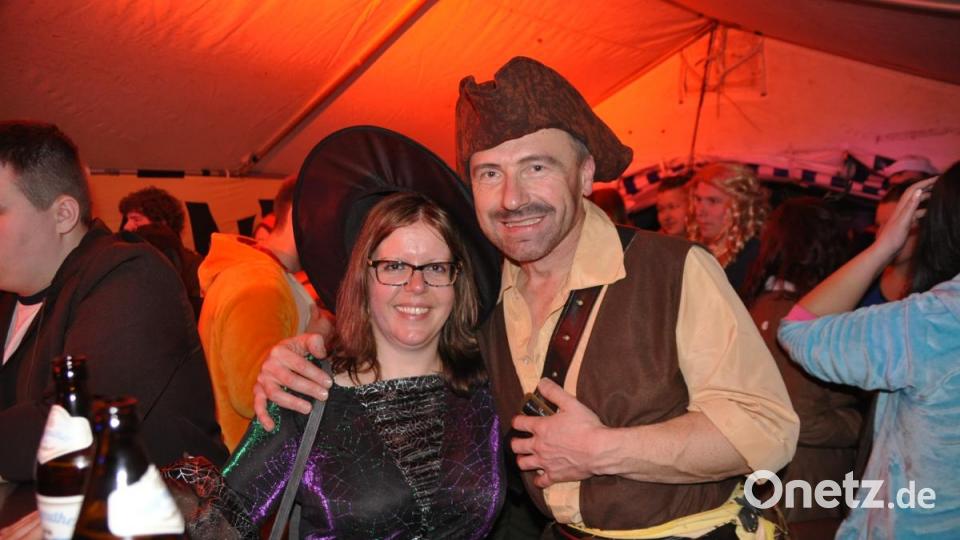 Robin Hood hat seine Maid Marian gefunden. Bild: ak