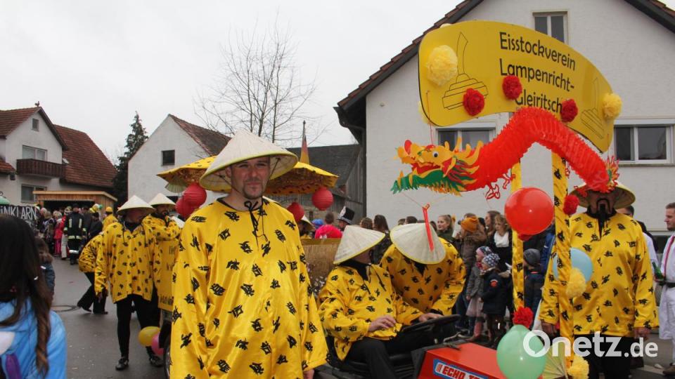 Die Lampenrichter hatten Gäste aus China eingeladen Bild: frd