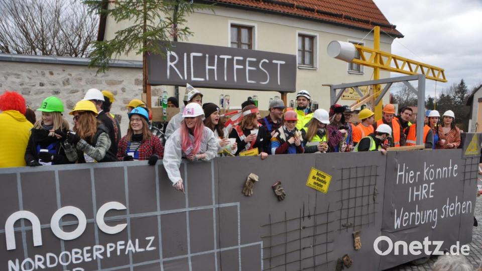 Faschingsumzug Altenstadt Genau Bild: dob