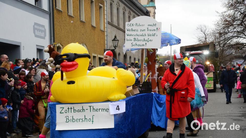 Die Biberhofer vermuten wahrscheinlich richtig, dass ihre Gedanken eine Zottbachtherme zu erleben, nur Schaum bleiben. Bild: bey