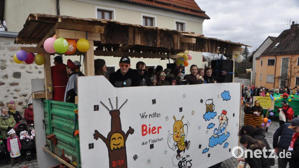 Faschingsumzug Altenstadt Genau Bild: dob
