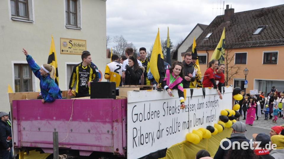 Faschingsumzug Altenstadt Genau Bild: dob