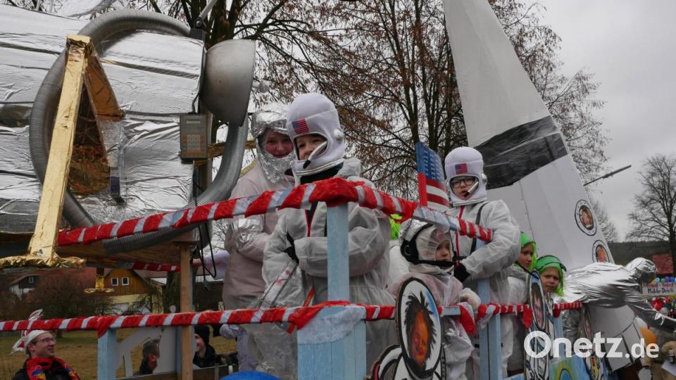 Faschingszug in Münchenreuth. Bild: tr