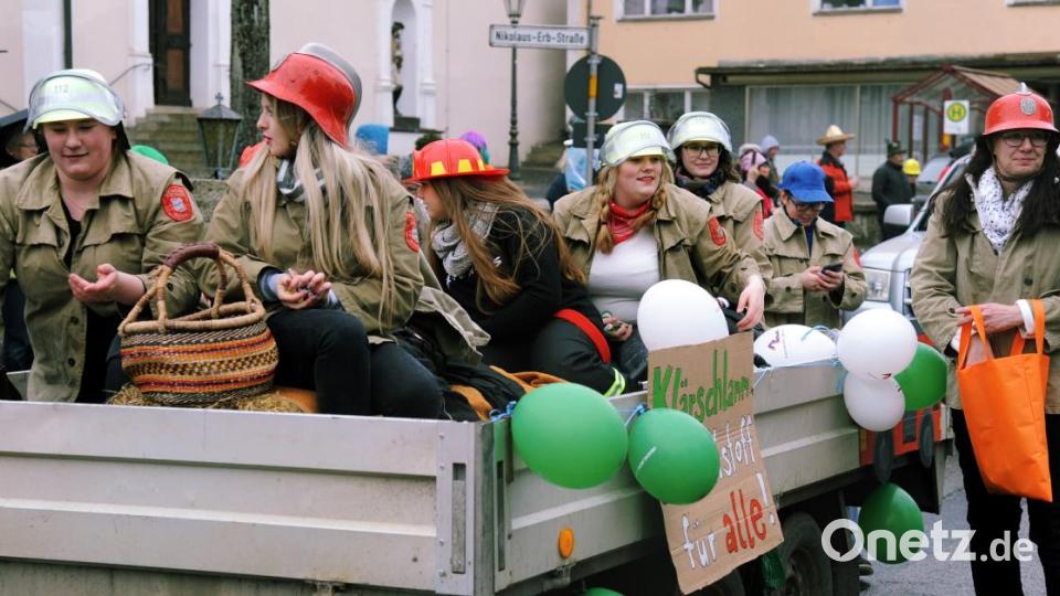 Auch Klärschlamm lässt sich im Fasching gut durch den Kakao ziehen. Bild: gf