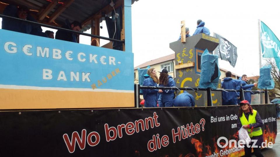 Wo brennt die Hütte? Bei der Gembecker Jugendfeuerwehr. Aber eigentlich löschen sie lieber. Bild: e