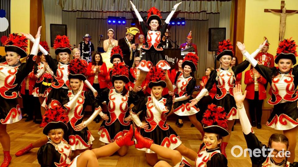 Die Prinzengarde in Aktion. Bild: zig