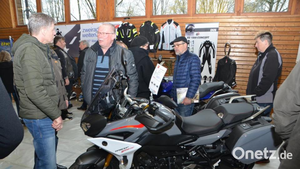 Die Motorradausstellung in der Dreifachturnhalles des Motorradclubs Vohenstrauß (MCV) war wieder ein Riesenerfolg. Bild: dob