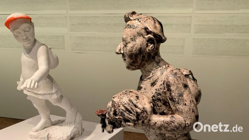 Zwei Spaziergänger begrüßen den Besucher der Ausstellung &quot;Wanderland&quot; im Germanischen Nationalmuseum Nürnberg. Bild: gük