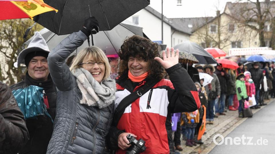 Faschingszug in Freudenberg Bild: Petra Hartl