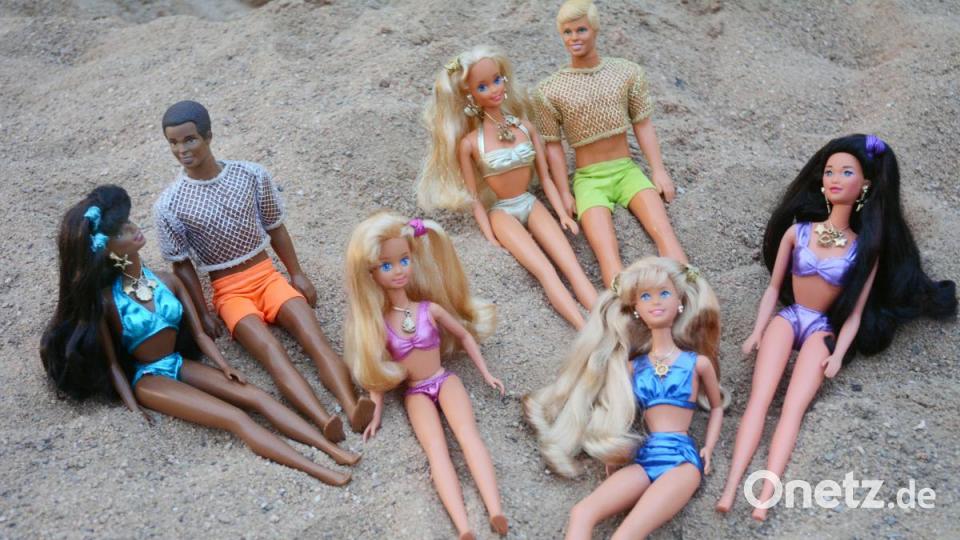 Über 1500 Barbies sind im Besitz von Melanie Korsche. Dabei hat ihre Sammelleidenschaft erst im Erwachsenenalter begonnen. Bild: Gabi Schönberger