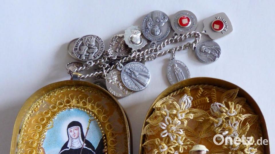 Kleine Kostbarkeiten sind ab 18. März im Steinstadl in Parkstein in der Ausstellung "Filigrane Klosterarbeiten" zu bewundern. Bild: fsb