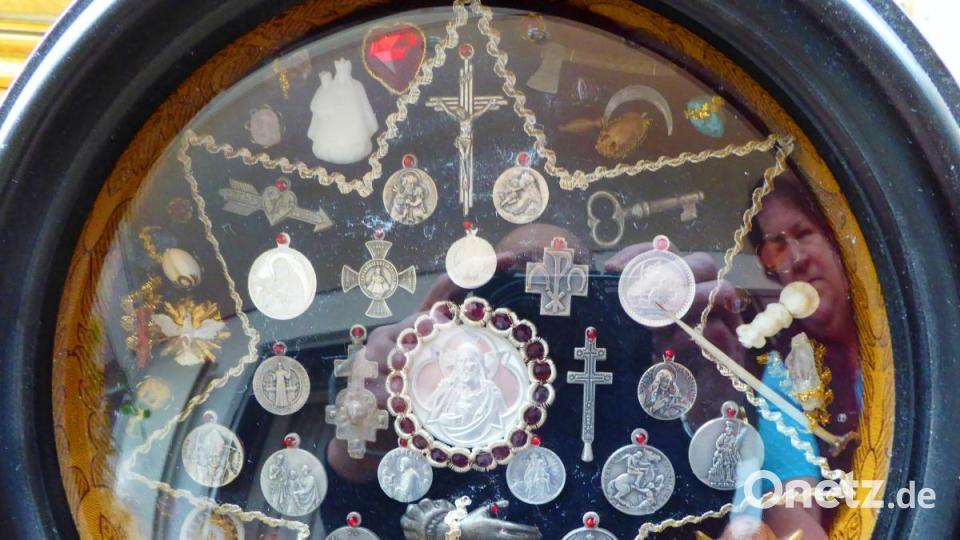 Kleine Kostbarkeiten sind ab 18. März im Steinstadl in Parkstein in der Ausstellung "Filigrane Klosterarbeiten" zu bewundern. Bild: fsb