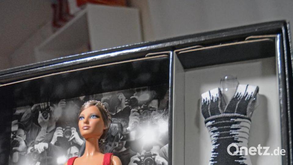 Über 1500 Barbies sind im Besitz von Melanie Korsche. Dabei hat ihre Sammelleidenschaft erst im Erwachsenenalter begonnen. Bild: Gabi Schönberger