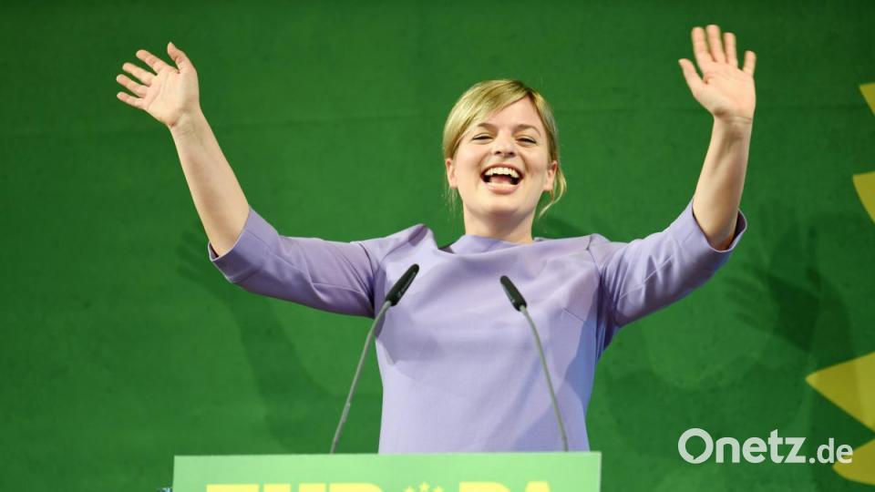 Katharina Schulze, Fraktionsvorsitzende von Bündnis 90/Die Grünen im bayerischen Landtag von Bündnis 90/Die Grünen spricht beim politischen Aschermittwoch von Bündnis 90/Die Grünen in München. Bild: Tobias Hase/dpa