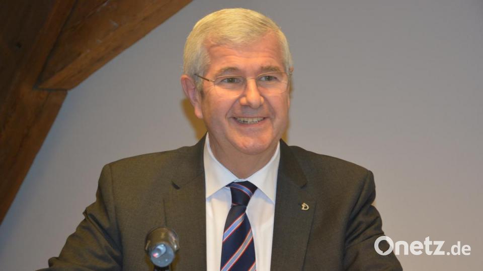 Dr. Peter Pfister ist seit 37 Jahren mit Archiven beschäftigt. Bild: jr