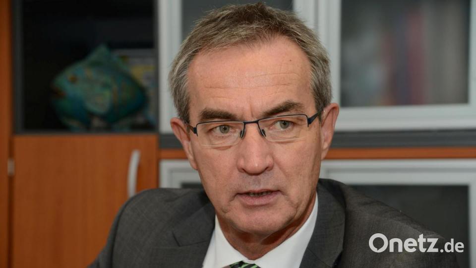 Kemnaths Bürgermeister Werner Nickl wird 2020 nicht mehr zur Kommunalwahl antreten. Er will den Platz für Nachfolger Roman Schäffler frei machen. Archivbild: Petra Hartl