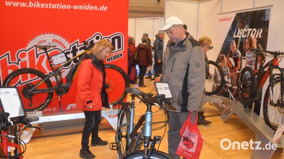 Outdoor- &amp; Freizeit-Messe „Out/Zeit“ in der Max-Reger-Halle. Bild: Kunz