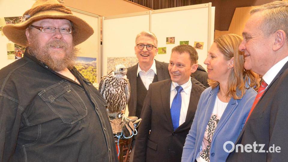 Lieblingsspeise: Krähen. Outdoor- &amp; Freizeit-Messe „Out/Zeit“ in der Max-Reger-Halle. Bild: Kunz