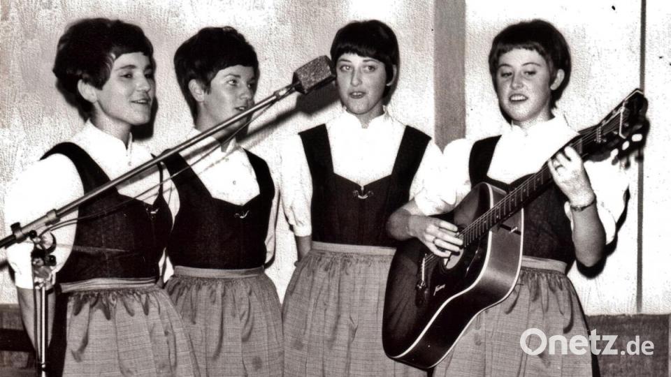 So sahen sie aus, die Vilsecker Moila, Ende der 60er-Jahre. Sie traten damals als Oberpfälzer Kulturbotschafter in Schottland auf. Bild: rha
