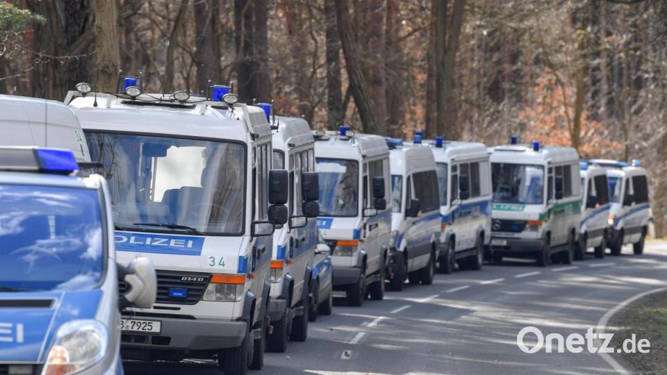 Bisher ist die Suche nach Rebecca erfolglos geblieben. Bild: Patrick Pleul