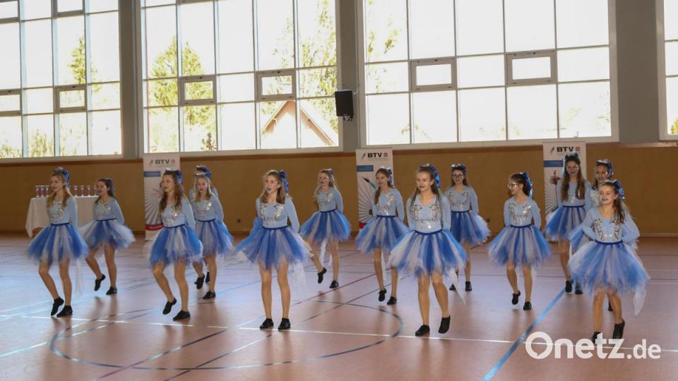 Beim Tanzwettbewerb &quot;Showtime&quot; in der Schulsporthalle Erbendorf traten am Samstag 29 Tanzgruppen an. Bild: rw