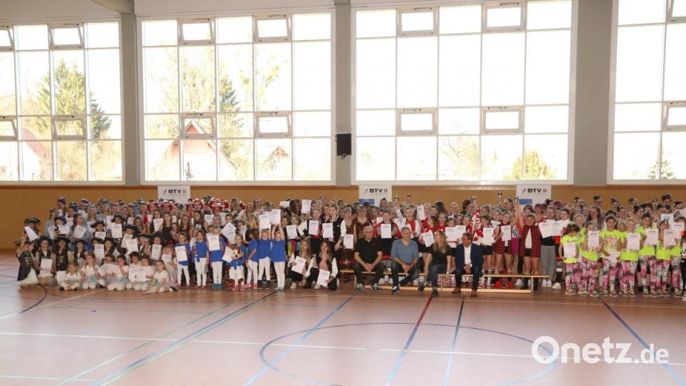 Tanzwettbewerb Showtime in der Erbendorfer Schulsporthalle Bild: rw