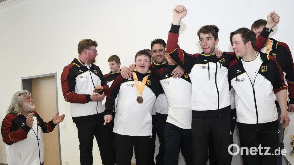 Empfang für die Sportler, die zu den Special Olympics nach Abu Dhabi geflogen sind. Bild: Petra Hartl