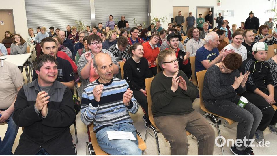 Empfang für die Sportler, die zu den Special Olympics nach Abu Dhabi geflogen sind. Bild: Petra Hartl