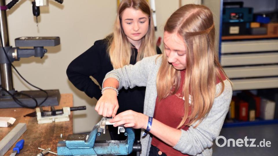 Girls Day im Weidener Druckzentrum Bild: Tobias Schwarzmeier