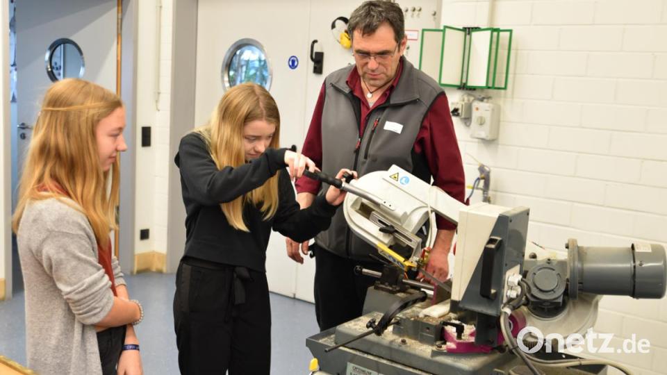 Girls Day im Weidener Druckzentrum Bild: Tobias Schwarzmeier