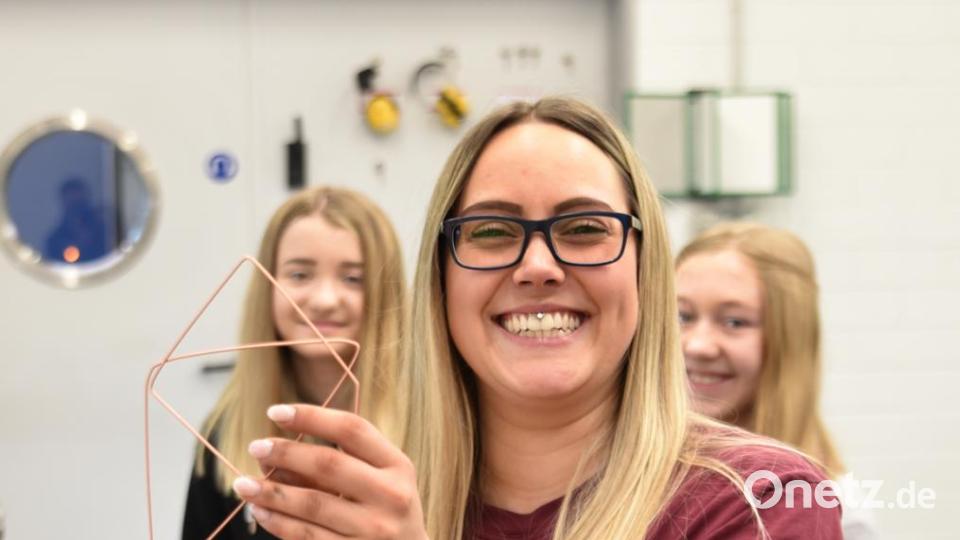 Girls Day im Weidener Druckzentrum Bild: Tobias Schwarzmeier