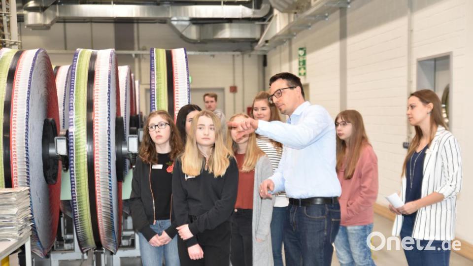 Girls Day im Weidener Druckzentrum Bild: Tobias Schwarzmeier