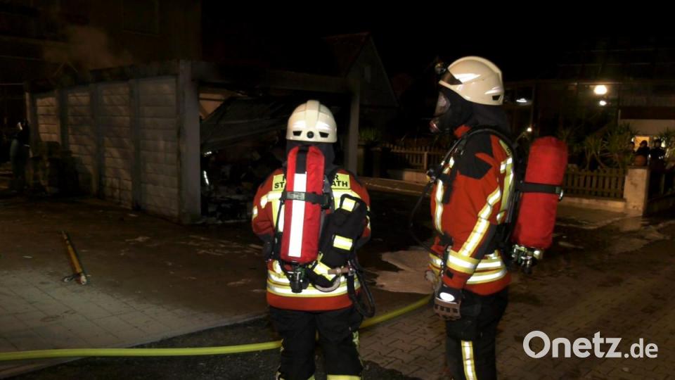 Am späten Freitagabend brannte im Kemnather Ortsteil Fortschau eine Garage. Bild: rw