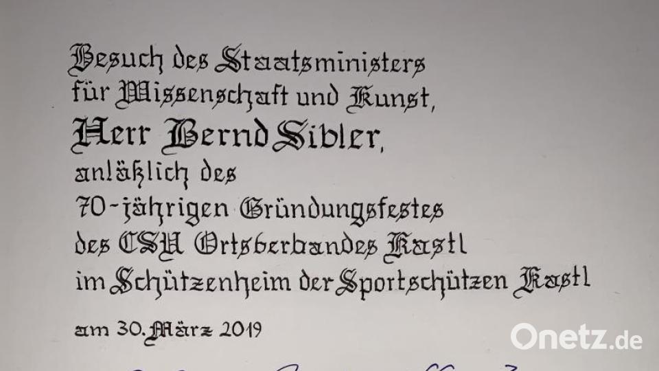 Der Inhalt der ersten Seite des neuen goldenen Buches. Bild: rpp