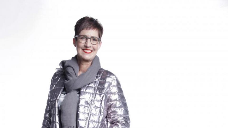 Silber und grau sowie unterschiedliche Materialien lassen sich wunderbar kombinieren. Bild: exb/Sintre