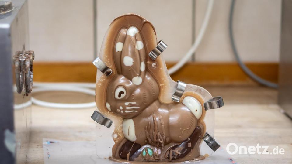 Ein kleiner Blick in die Backstube der Konditorei Café Kohr in Erbendorf. Die Osterproduktion läuft auf Hochtouren. Bild: pml