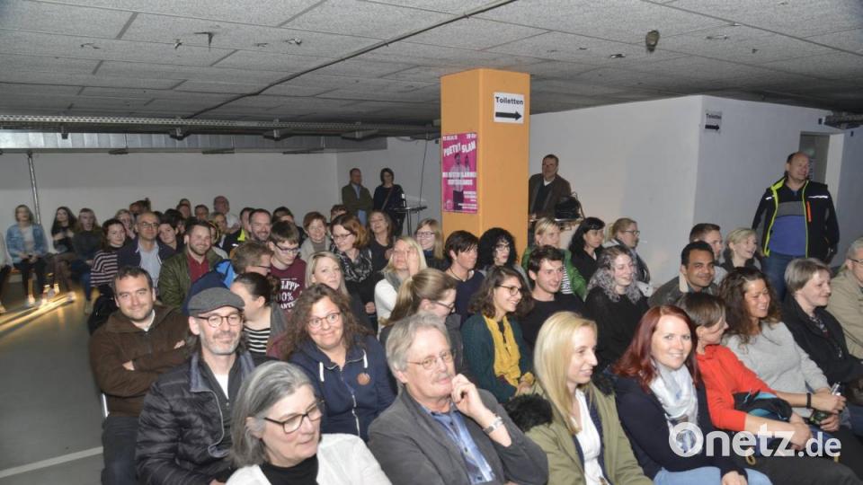 Eindrücke vom Poetry Slam 2019 in der Tiefgarage des City-Centers. Bild: Karin Wilck