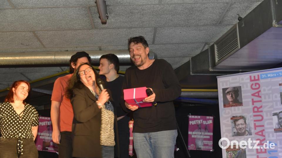 Eindrücke vom Poetry Slam 2019 in der Tiefgarage des City-Centers. Bild: Karin Wilck