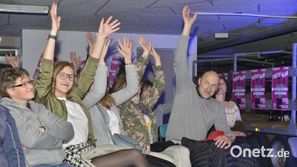 Eindrücke vom Poetry Slam 2019 in der Tiefgarage des City-Centers. Bild: Karin Wilck