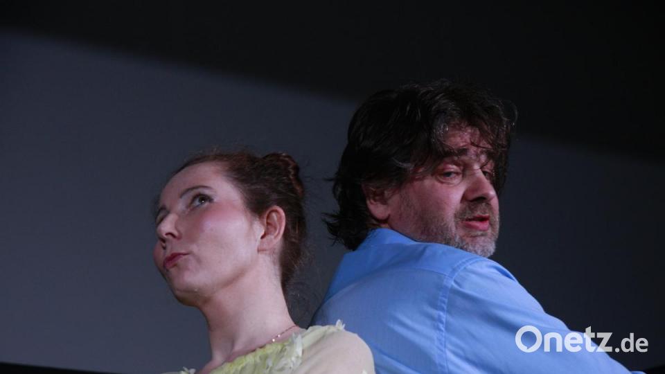 Wie man richtig streitet, ohne sich dabei in die Haare zu geraten, erklärten Julia Vidovski und Matthias Kuhn. Bild: wro