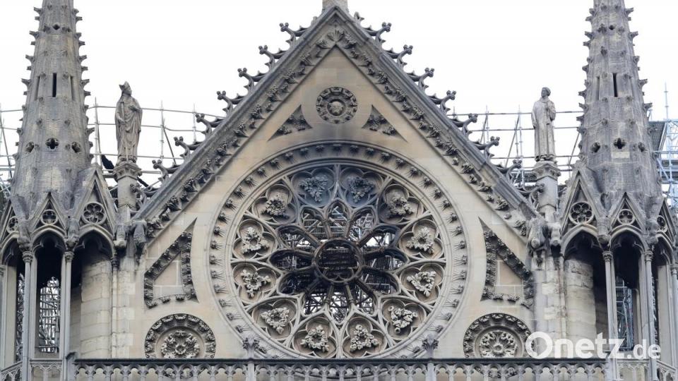 Blick auf die Kathedrale Notre-Dame nach dem Brand, der am Montagabend einen Großteil des Gebäudes zerstört hat. Bild: Gareth Fuller/PA Wire/dpa