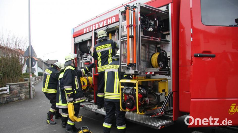 Wenige Minuten nach dem Alarm waren die Feuerwehrmänner am „Unfallort“. Bild: wro