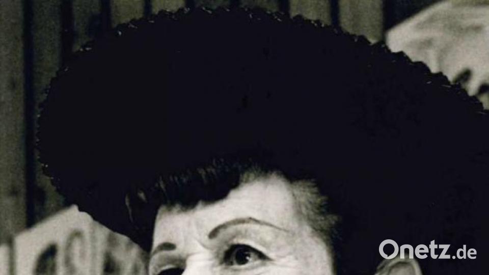 Zur Einweihung kam Ise Gropius nach Amberg. Ihr Mann Walter erlebte die Inbetriebnahme der "Glaskathedrale" nicht mehr. Er starb ein Jahr zuvor in Boston. Bild: Lischka