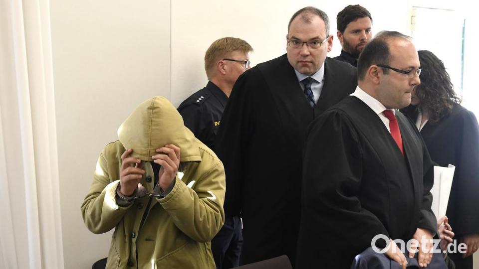 Prozessauftakt zur Prügel-Attacke in Amberg am Amtsgericht Bild: Petra Hartl